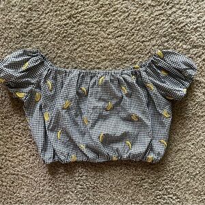 Forever 21 Banana Print Crop Top🍌